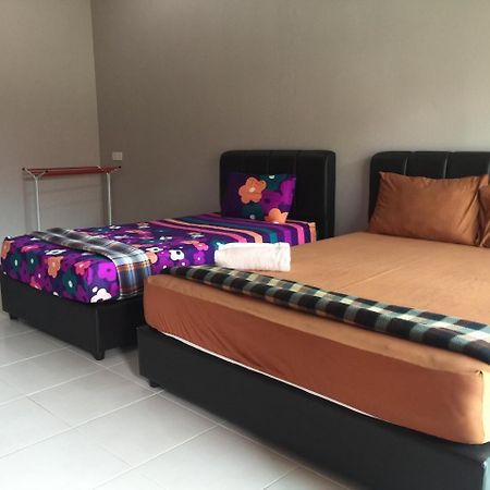 Harmony Guesthouse Sdn Bhd Padang Mat Sirat Eksteriør bilde